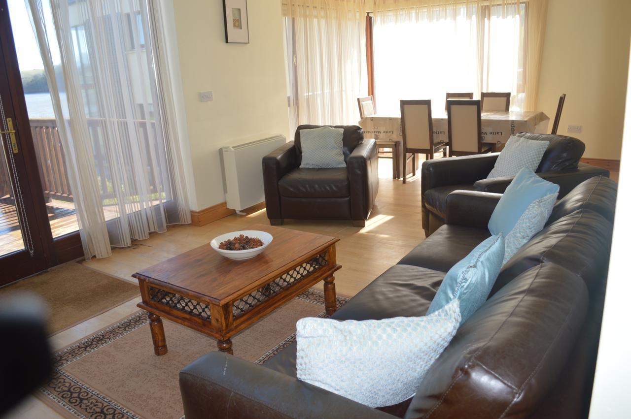 Castle Quay Villa Ballinadee ภายนอก รูปภาพ